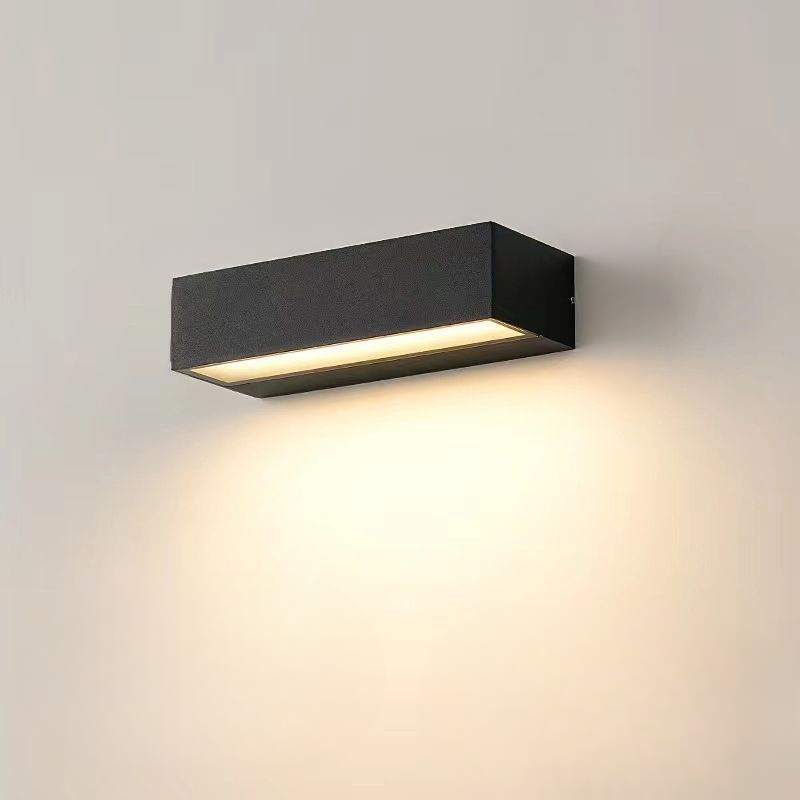 Veltris – Modern White Wall Lamp