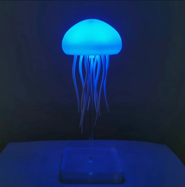 Aurelia – Glowing Jellyfish Lamp