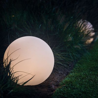 Veluna – Round Outdoor Garden Lamp
