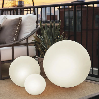 Veluna – Round Outdoor Garden Lamp