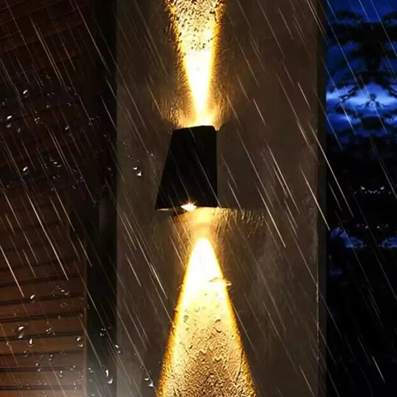 Elaris – Solar Garden Light Set