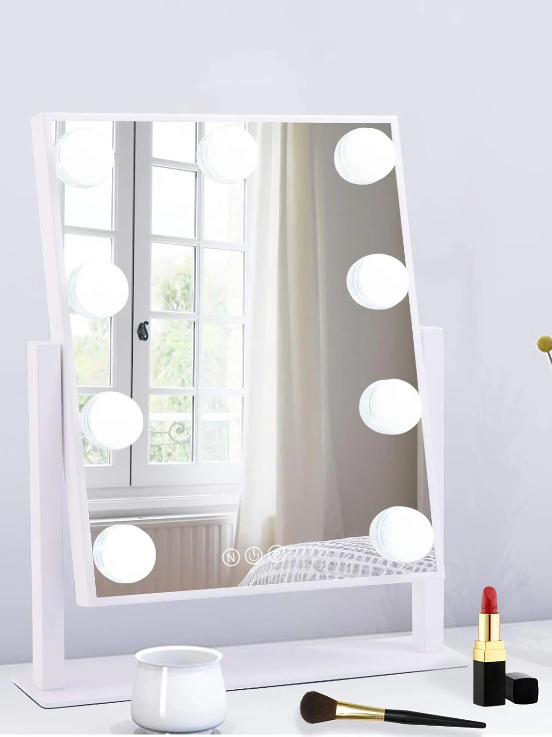 Illumea – 3-Color Rotating Vanity Mirror