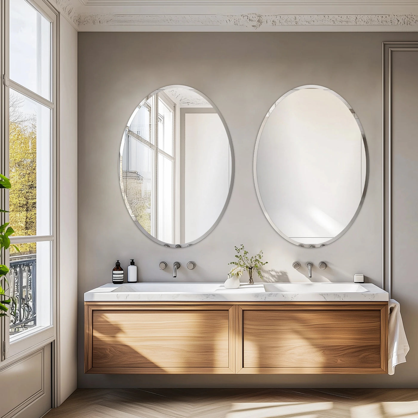 Elara – Oval Frameless Wall Mirror