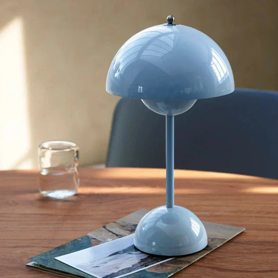 Velora – Elegant LED Table Lamp
