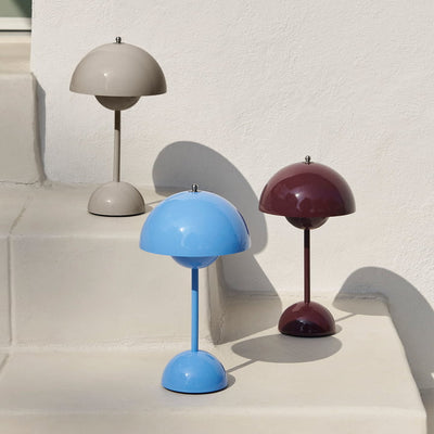 Velora – Elegant LED Table Lamp