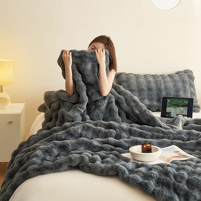 Velanni – Soft All-Season Blanket