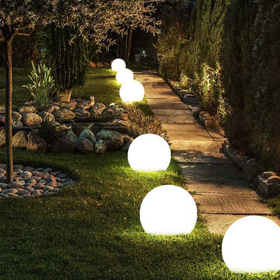 Veluna – Round Outdoor Garden Lamp